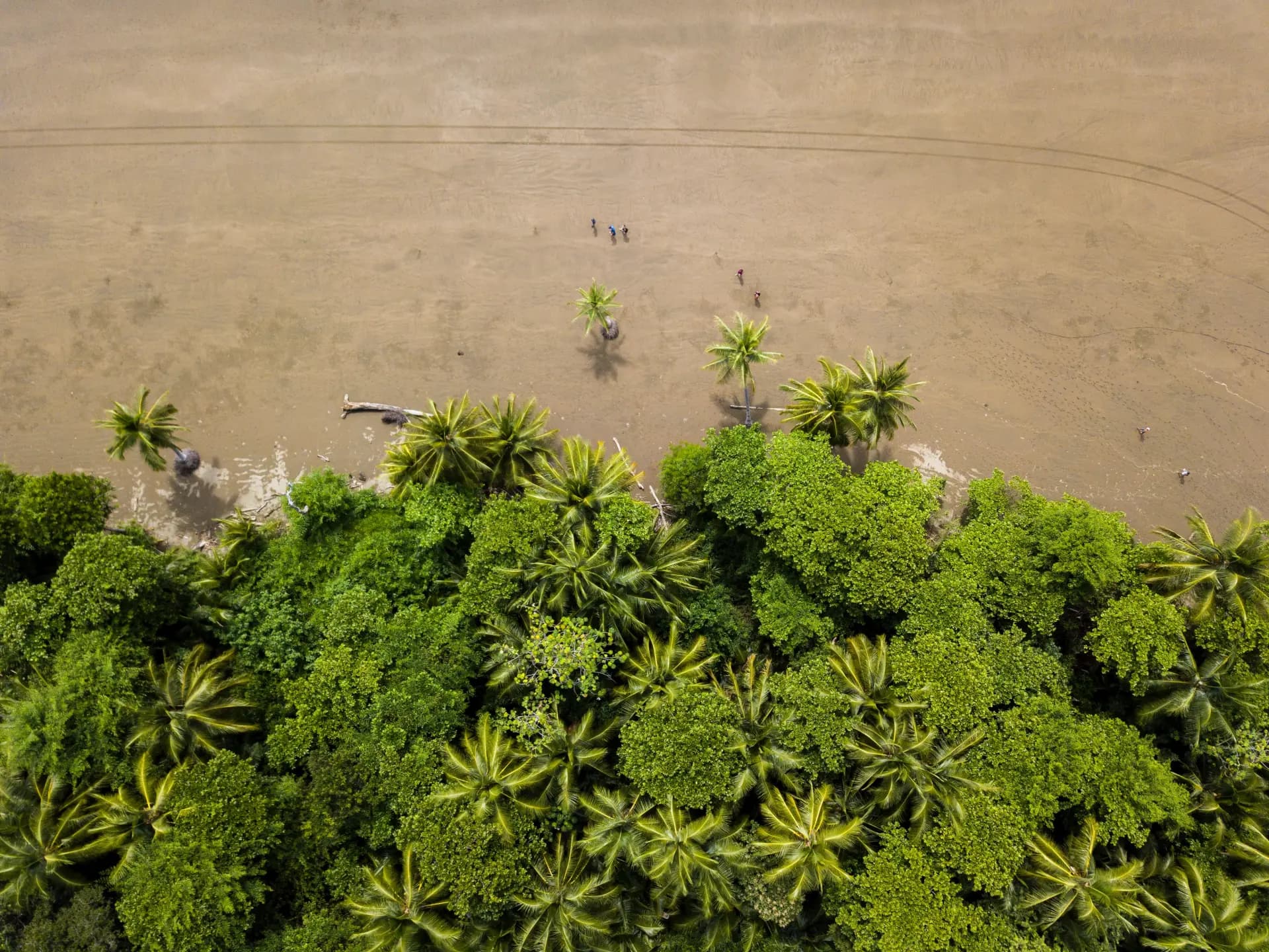 Family and community values in Costa Rica
